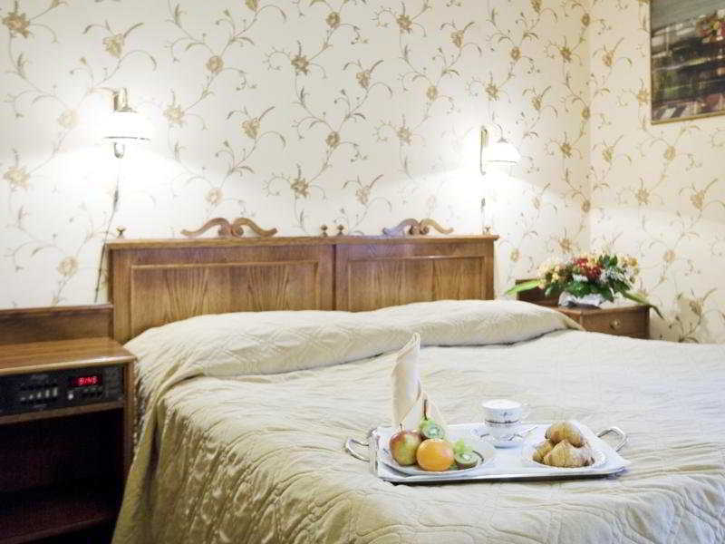 H15 Francuski Old Town - Destigo Krakow