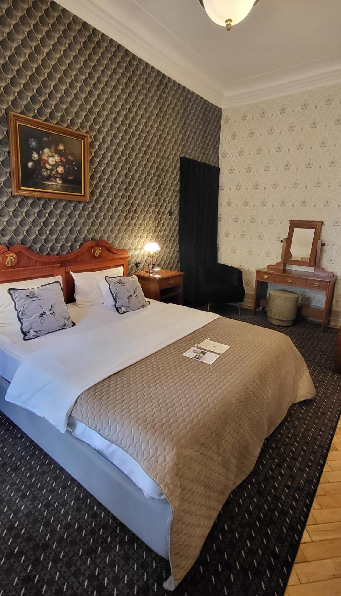 H15 Francuski Old Town - Destigo 5* Krakow