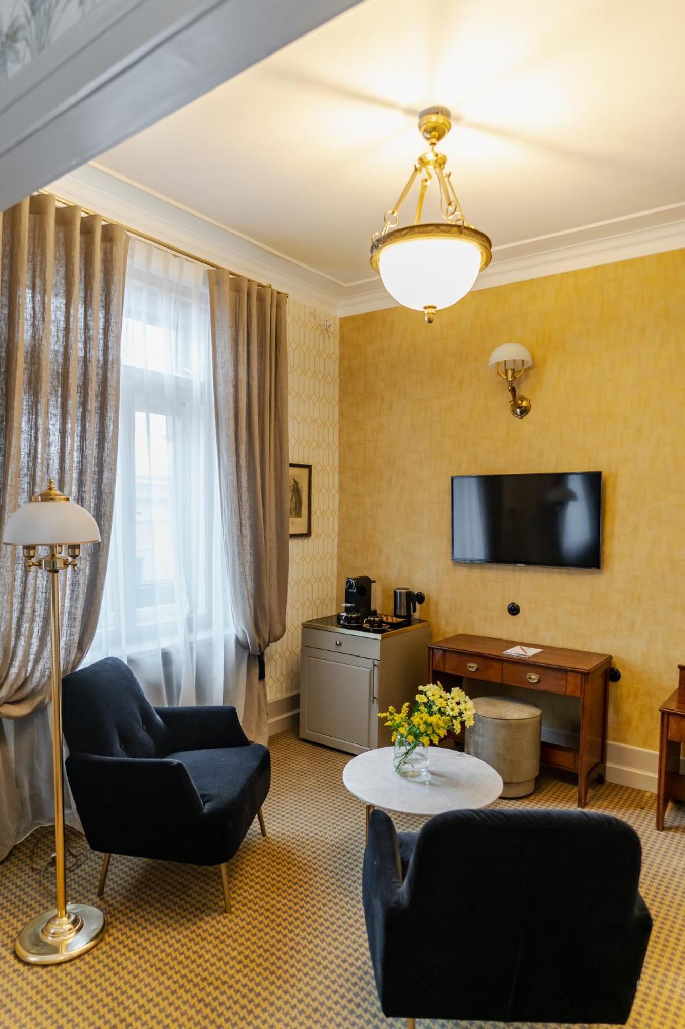 H15 Francuski Old Town - Destigo Krakow