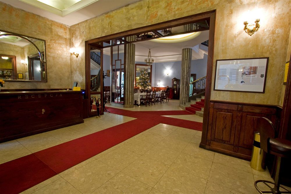 Hotel H15 Francuski Old Town - Destigo 5*